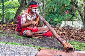 پرونده:Didgeridoo2.jpg