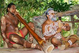 پرونده:Didgeridoo.jpg