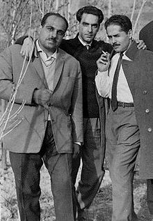 جوانی شاعر در کنار اخوان ثالث و محمد قهرمان (از راست به چپ)