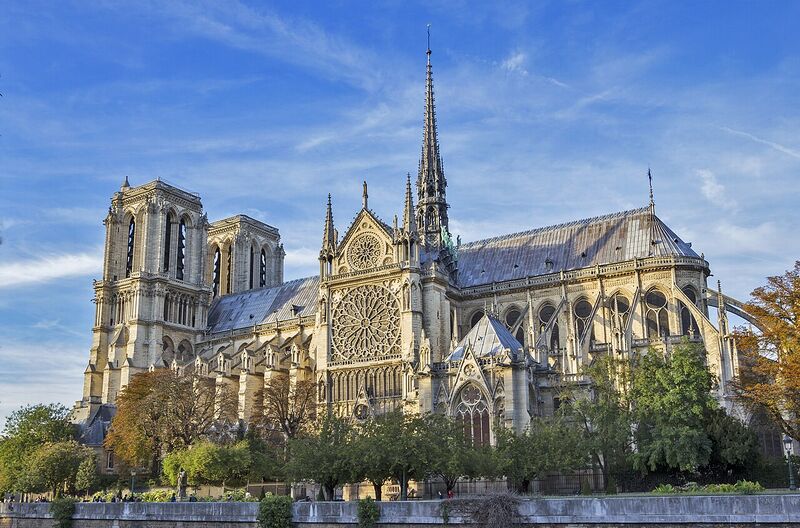 پرونده:Notre-Dame de Paris, 4 October 2017.jpg