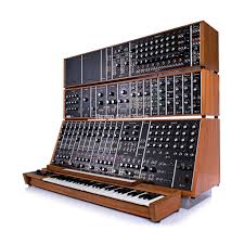 پرونده:Moog synthesizer1.jpg