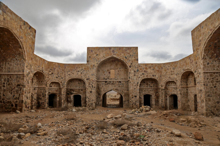 پرونده:2042191242.jpg