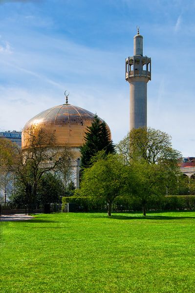 پرونده:London Central Mosque 2.jpg