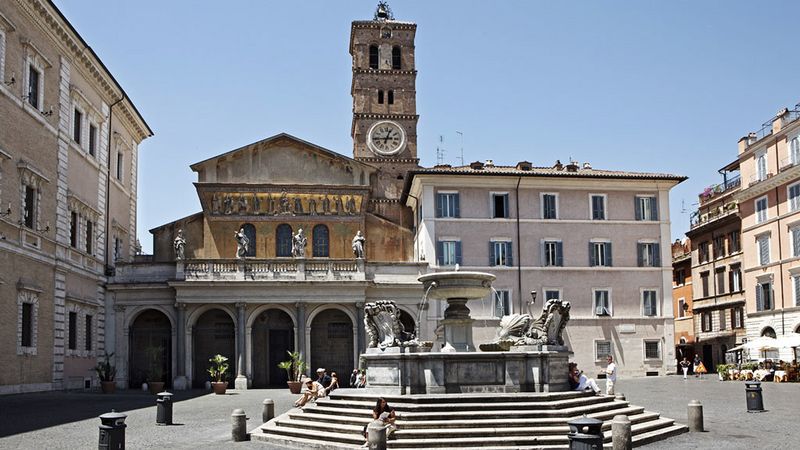 پرونده:Basilica Santa Maria in Trastevere Roma.jpg