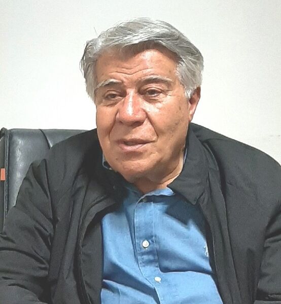 پرونده:40093700-2.jpg
