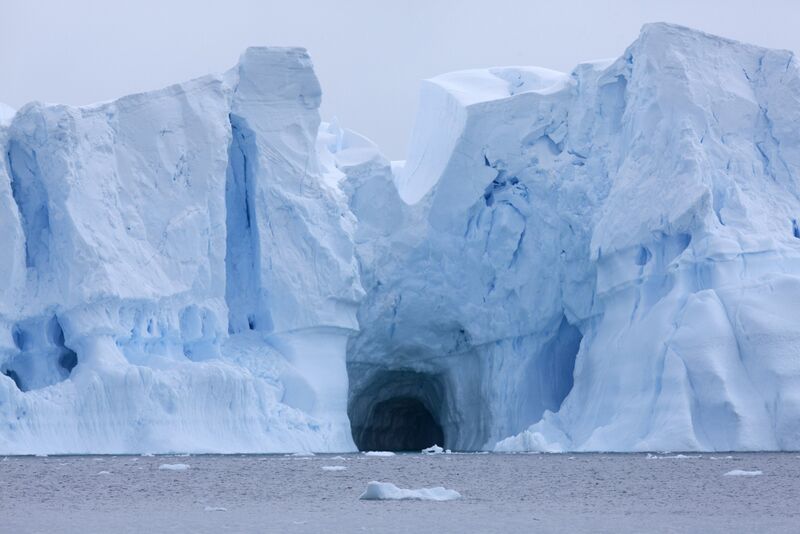 پرونده:40063900-p2.jpg