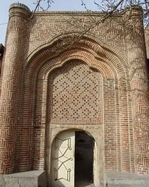 پرونده:2042191486-1.jpg