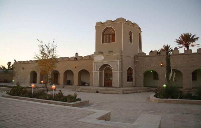پرونده:38489100-2.jpg