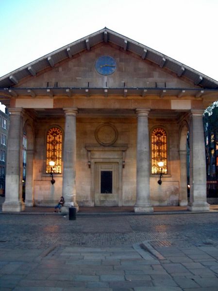 پرونده:Paul's Church, Covent Garden, London.jpg