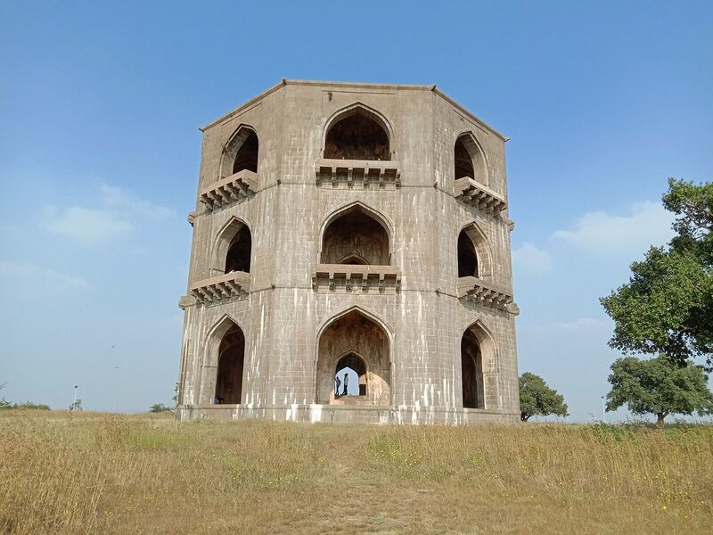 پرونده:11138000-1.jpg