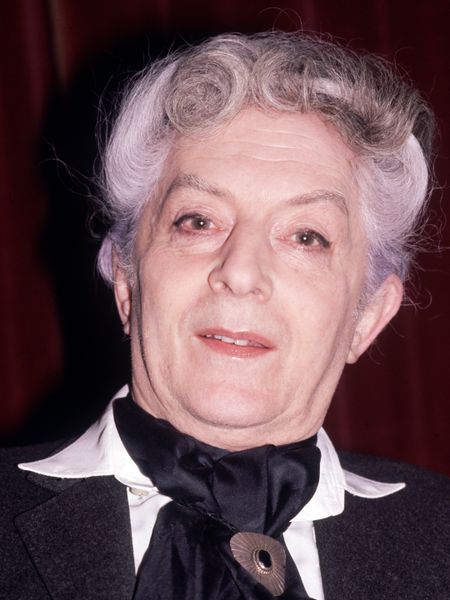 پرونده:2042157264.jpg