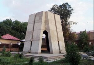 2042191548-2.jpg