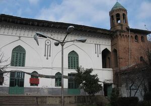 2042190891-2.jpg