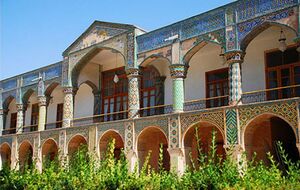 2042191158-1.jpg